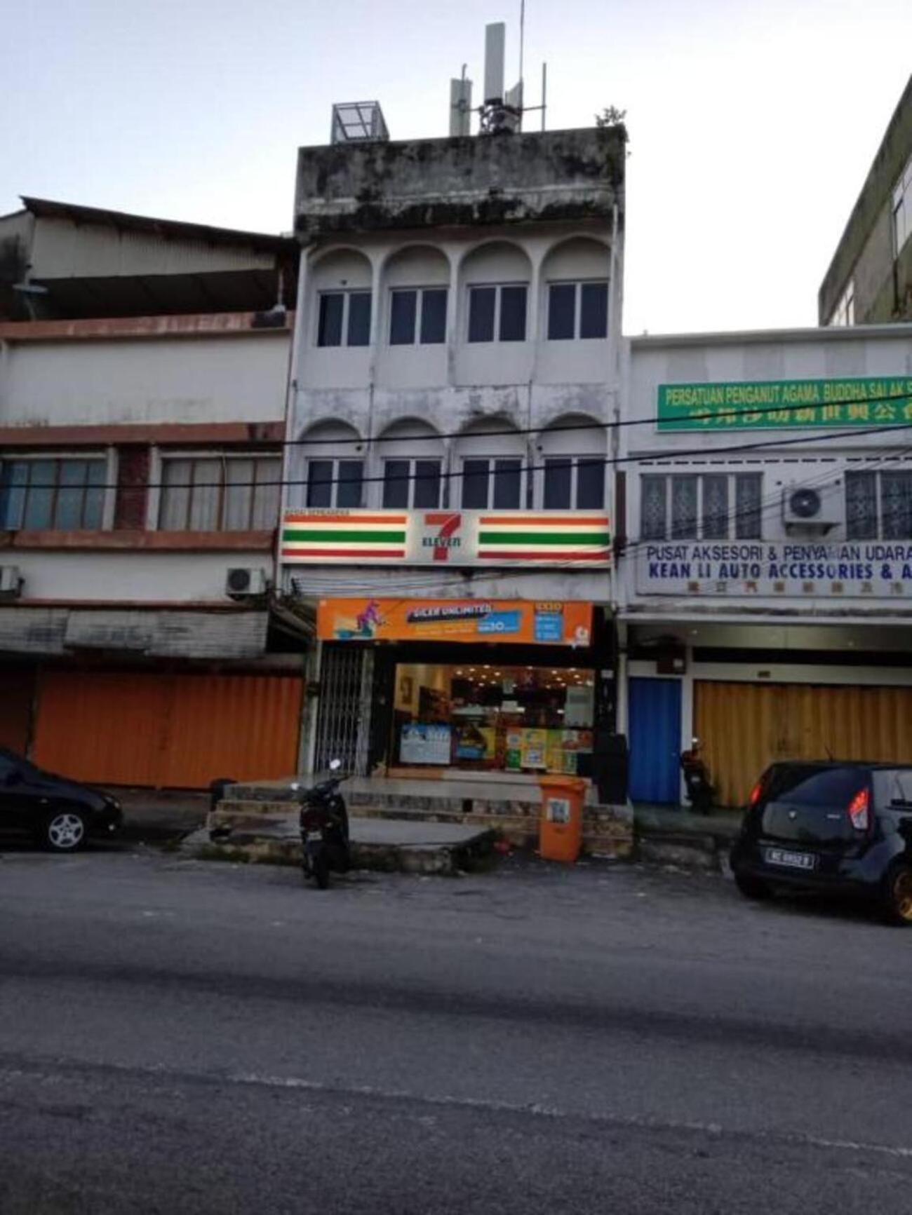 Casa Hotel Near Klia 1 Сепанг Екстериор снимка