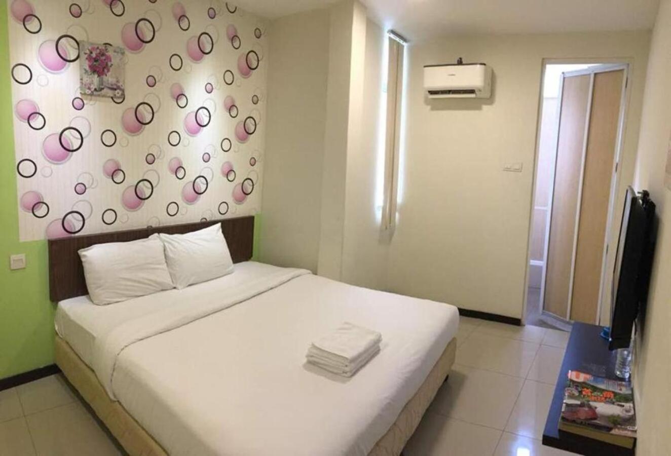 Casa Hotel Near Klia 1 Сепанг Екстериор снимка